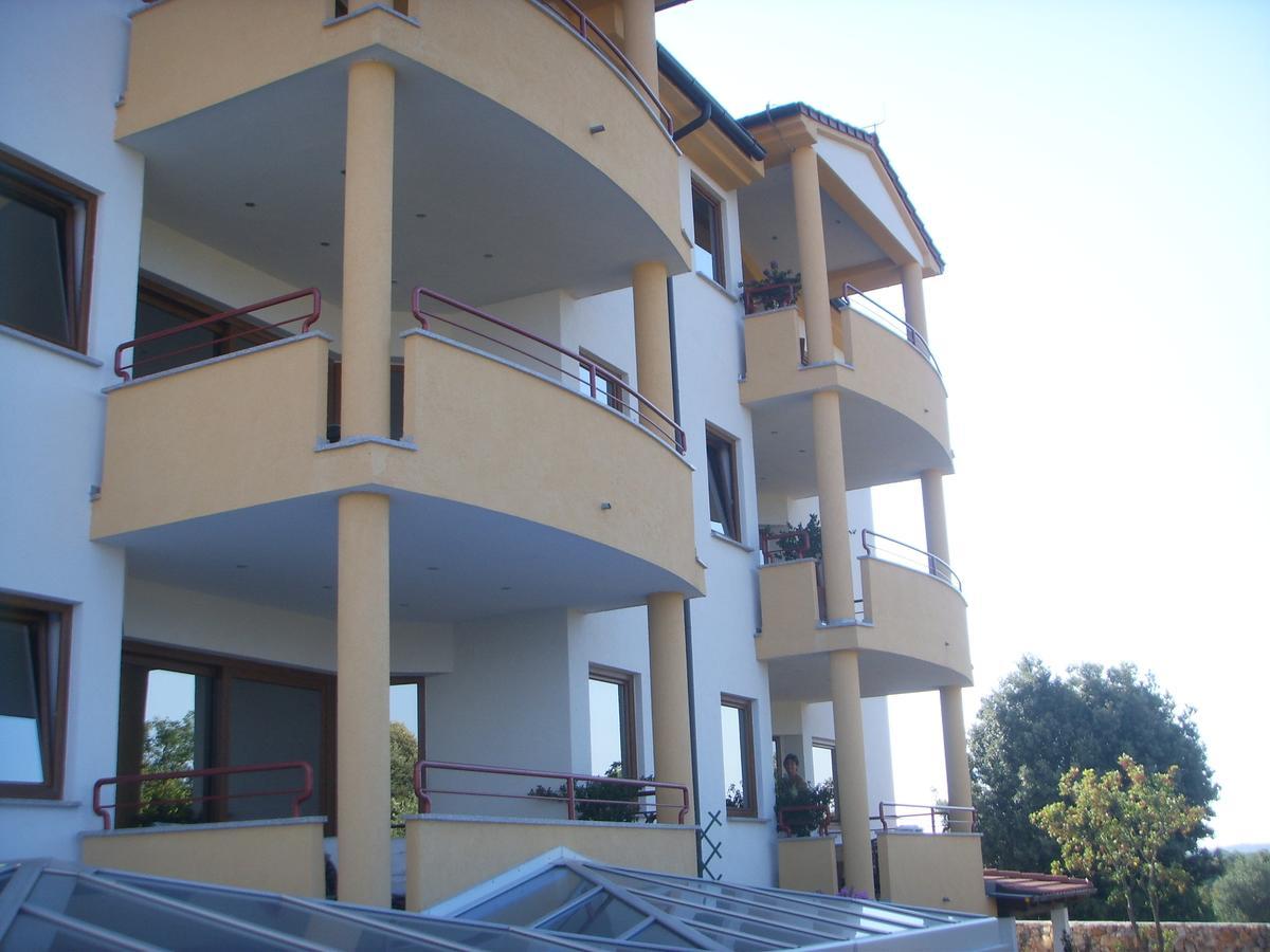 Apartments Ana Wellness S Ровин Екстериор снимка